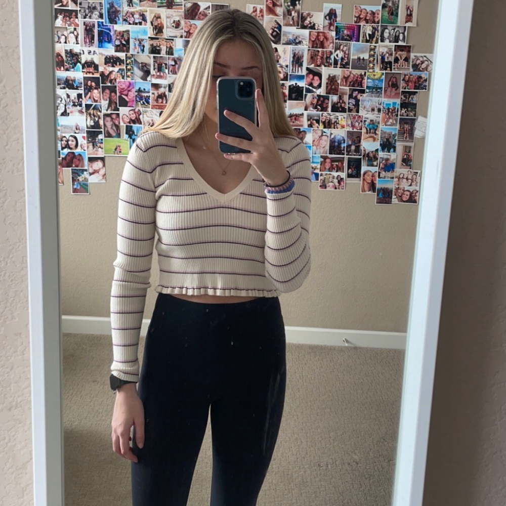 la hearts/pacsun long sleeve crop